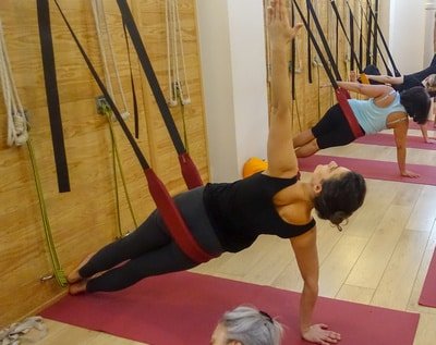 Etirement latéral avec suspension murale