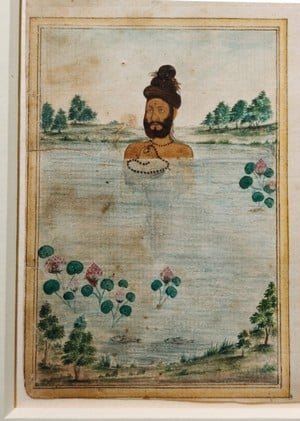 Yogi se baignant au milieu des lotus